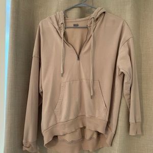 Semi-cropped half-zip hoodie